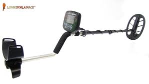 My wife got me a bounty hunter titanium camo about year ago. Bounty Hunter Es Titanium 2d Metal Detector Lovecpokladu Cz