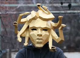 Medusa helmet