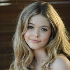 Isabelle Reed (@Belle_Ravenclaw)