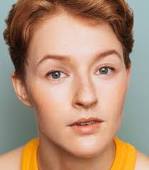 Francine Gould's Instagram, Twitter & Facebook