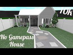 Bloxburg No Gamepass House 10k Part 1 2 Youtube In 2021 House Blueprints Bloxburg House Layouts Bloxburg House Layout