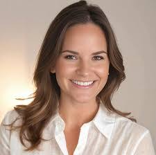 Brooke Briggs's Instagram, Twitter & Facebook