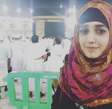 Actress Anum Fayaz in Masjid e Nabawi and Masjid e Harm during Umrah after  Nikah ❤