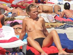 Pic. Hot Pussy Girl Beach Vagina Bikini Ladies Labia Oops Clit,  383183B – Pussy slip Romania