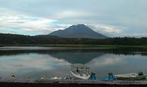 Nikmati suasana alam, renungi keindahan alam dengan perjalananmu. Ranu Klakah Lake Lumajang 2021 All You Need To Know Before You Go With Photos Tripadvisor