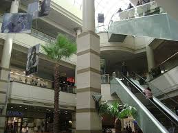 .mall alto las condes is located at 8485 las verbenas piso 3, numero 305 in las condes district of services and features of departamento mall alto las condes. Mall Alto Las Condes Santiago De Chile Www Meencantaviajar Com Chile Las Condes Santiago