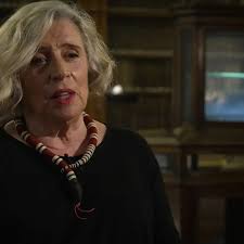 Após "profunda reflexão", Isabel Pires de Lima renuncia à presidência da  Fundação de Serralves