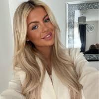 Georgia Smallwood's Instagram, Twitter & Facebook