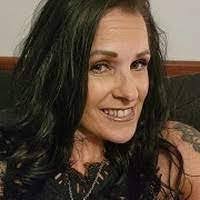 Miranda Luster's Instagram, Twitter & Facebook