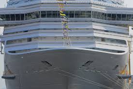 Aida luna, azura und allure of the seas zeitgleich mit weiteren schiffen im hafen von st. Finanzen Und Status Der Vier Grossten Kreuzfahrt Unternehmen In Der Corona Krise
