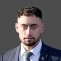 Isaiah Stringer — Reviews & Property Sales