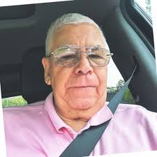 Let's talk about jobs that expect you to answer phones outside of business  hours or present