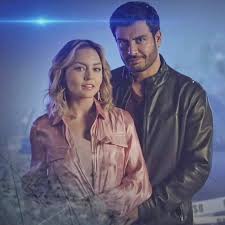 Oglądałam obie wersje i uważam, że po meksykańskiej. Foto De Instagram De Team Angelique Andres2020 23 De Octubre De 2020 A Las 19 28 In 2021 Angelique Boyer Fictional Characters Character