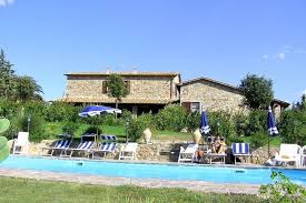 Toskana Agriturismo Fur Einen Urlaub Mit Kindern Pool Und Spielplatz Vorhanden In 2020 Ferienwohnung Toskana Toskana Ferienhaus Toskana