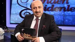 Kanal 7'de ekrana gelen önden gidenler programında ömer döngeloğlu, kerbela olayı ile ilgili bilinmesi gerekenleri. Ilahiyatci Omer Dongeloglu Koronavirusten Oldu