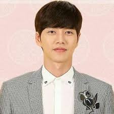 He said this is due to the fact that his time with his wife will significantly be cut to take care of the kids when the time comes. Park Hae Jin Parkhaejin Ph Twitter