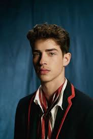 Manu was born in the year of 1998. Elite Bild Manu Rios 9 Von 92 Filmstarts De