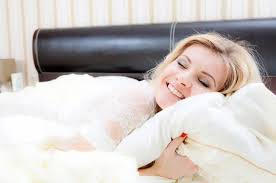 Kami akan memberitahumu jika harga turun! Hindari Menggunakan Bantal Guling Dari Bulu Angsa News Entertainment Fimela Com