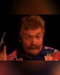 Skip E. Lowe finally met his eccentric match in Rip Taylor 😂 I could  listen to these two old queens gossip for hours 😂😂😂, #skipelowe  #jiminyglick #riptaylor #camp #campy #kitsch #kitschy #throwback ...