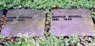 The core of the white rose were students from the university of munich — hans scholl, sophie scholl, st. Prof Frank Mcdonough On Twitter Hans And Sophie Scholl Are Buried Beside Each Other In Perlacher Forst Cemetery In Munich