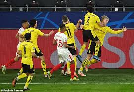Erling braut haaland (né håland, ˈhòːlɑn; Dortmund Star Erling Haaland Has No Idea What He Yelled In The Face Of Sevilla Goalkeeper Bono Daily Mail Online
