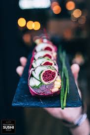 Omg So Colorful And Beautiful Veggie Sushi Receitas Japonesas Receitas Gastronomia