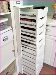 25 20 Beste Bastelraum Aufbewahrungs Und Organisationsideen 25 20 Beste Bastelraum Aufbewahrung In 2020 Ikea Craft Room Craft Room Design Craft Room Furniture