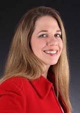 Danielle Hinkle's Instagram, Twitter & Facebook