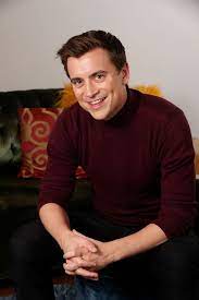 Niels destadsbader (born 19 august 1988) is a belgian singer, television presenter and actor. Niels Destadsbader Is 7 5 Kilo Lichter Al 50 Dagen Geen Druppel Alcohol Gedronken Showbizz Hln Be