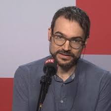 Benedikt Huttner analyse l'augmentation du port du masque dans les lieux  publics