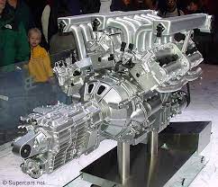 Bugatti This Seems To Be The Showcar Version A W 18 It Didn T Make Enough Power So They Started Over With The W16 They Bugatti Engineering Bugatti Engine