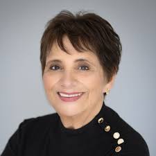 Maria Casale's Instagram, Twitter & Facebook