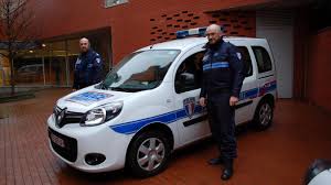 Vendredi 3 janvier à 21h05l'émission lestouristes : Perenchies Anthony Turpin Et Geoffrey Catteau De Nouveaux Policiers Municipaux Attaches A La Proximite