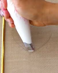 Heart Meringue Pops Video Cake Decorating Frosting Cake Decorating Techniques Creative Cake Decorating