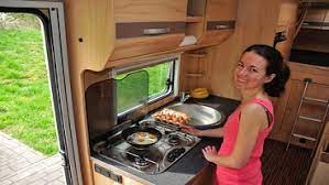 Un poème en vers libres, voilà notre objectif. Cherche Compagnon De Voyage En Camping Car