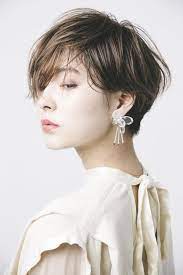 ニュアンスショートカット 表参道の美容室cieca シエカ スタイリスト野元亮太のヘアスタイル 髪型 ヘアカタログ lala ララ 60代 髪型 ショートヘア 女の子 女性のヘアスタイル