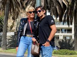 La comunicadora confirmó la muerte de su madre, eliana de la fuente, a través de instagram. Raquel Argandona Y El Regalo Sorpresa A Felix Ureta Su Pololo