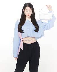 Wonyoung was recruited by a starship entertainment staff on the way to a ceremony at her sister's school. Jang Won Young Kpop Wiki Fandom