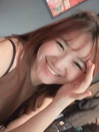 braces off ✨ 1.5 years from PJ to Cheras + 1.5 years from sg to kl,  countless flights just for check-ups 🥹 totally worth it for this smile  😬🦷💛🆓👋🏻