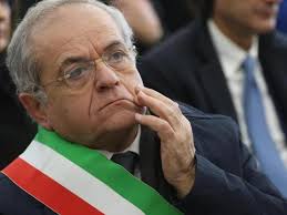 Casal di Principe, il sindaco Natale si dimette e accusa la maggioranza:  «Manca un candidato alla mia successione»