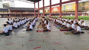 4 sk telok menegon sjk (c) hin hua 兴华 sjk (t) ladang emerald smk tengku ampuan jemaah 5 sk bukit niaga sjk (c) hwa lien 华联 sjk (t) ladang highlands smk tengku idris shah 6 sk jalan kebun sjk (c) keng chee 竞智 sjk (t) ladang jalan acob smk sultan abdul samad 7 sk batu belah sjk (c) khe beng 启明 Solat Asar Berjemaah Yang Smk Tengku Ampuan Rahimah Facebook