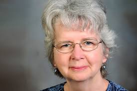 Nancy Metz Receives William E. Wine Award for Teaching Excellence