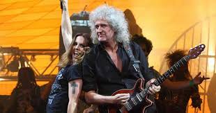 Welcome to the official brian may facebook: Mel C Rocks Out With Brian May In For Children In Need Mirror Online