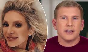 Lindsie Chrisley defends estranged father Todd as he recovers from  three-week COVID-19 battle