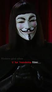 V for Vendetta: Diktatörlük ve Propaganda Temaları