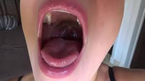 Goddess Alyssa Reece - Vore Goddess Swallowing You Alive