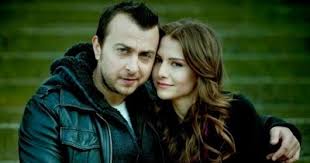 O yıllarda fotoğraf makinesi olmadığı düşünüldüğünde kafalar iyice karışıyor. Best Synopsis Online Leyla And Majnun Leyla Ile Mecnun Synopsis And Cast Turkish Drama