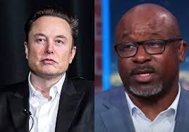 일론 머스크, 자신을 '도둑'과 '나치'라고 불린 흑인 국회의원에 대한 소송 협박