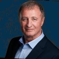 Dan Silvers's Instagram, Twitter & Facebook