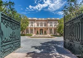 Le Chateau Rose Rent This Location On Giggster Architectural Digest Summer Palace Chateau